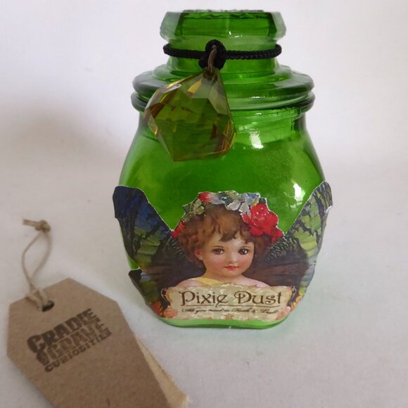 NEW APOTHECARY BOTTLE FAIRY PIXIE DUST HALLOWEEN GOTHIC ODDITY PROP TINKERBELL - Picture 1 of 10